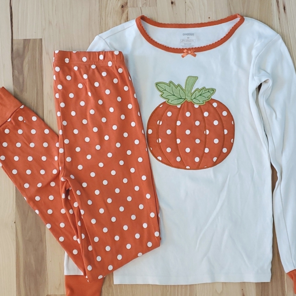 GYMBOREE Pumpkin Polka Dot fall pajamas